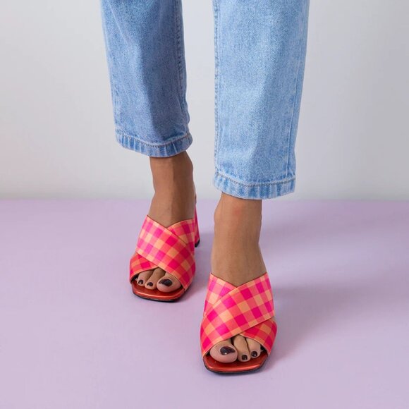 Unreal Fields Madge Fuschia/Orange Sandal Size 9/EU 40 - Picture 2 of 9